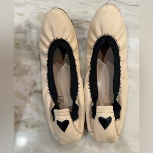 FERCA 81 Ballet Flat Shoes Leather Off White Black Trim Size 39 Made in ITALY